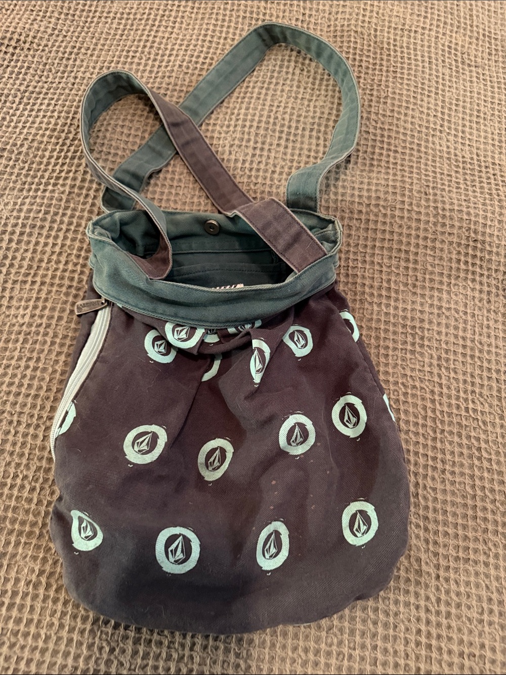 Volcom Black Shoulder Bag with Mint Logo Accents